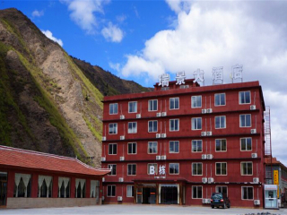 去稻城亚丁团体旅游_稻城亚丁旅游中国_稻城亚丁6日跟团旅游