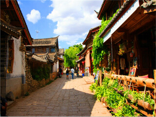 丽江旅游跟团去_丽江游旅行网_包团丽江旅游价格