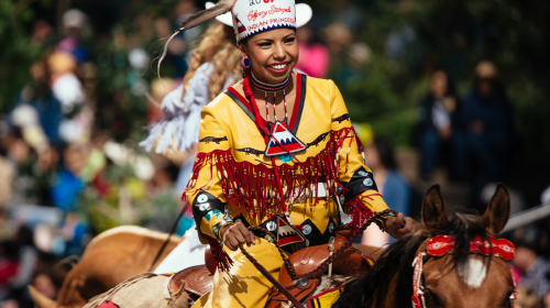 [五一] 2016-牛仔嘉年华落基山VIA火车穿行加西