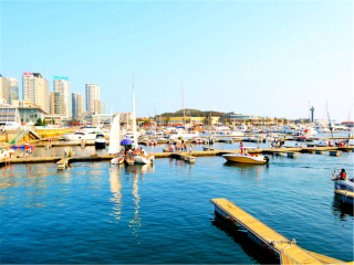 跟團(tuán)青島旅游價格表_旅游去青島_去青島游怎么省錢