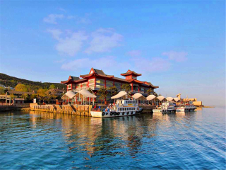 跟團(tuán)青島旅游價格表_旅游去青島_去青島游怎么省錢