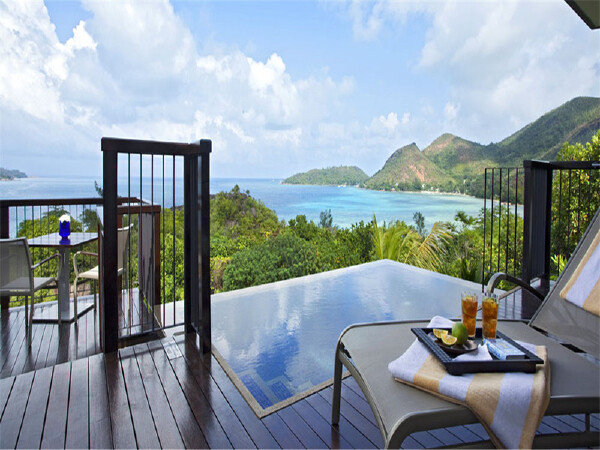 六月去非洲穿衣指南_六月去非洲穿什么衣服_