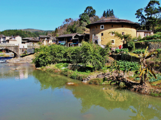 廈門(mén)鼓浪嶼旅游要多少錢(qián)跟團(tuán)_去廈門(mén)鼓浪嶼旅游怎么走_(dá)廈門(mén)鼓浪嶼九月旅游
