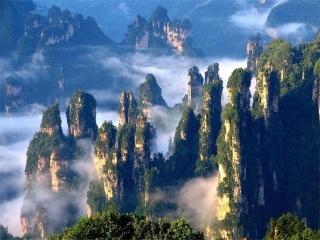 湖南鳳凰古城旅游路線_湖南鳳凰古城游跟團多少錢2021_湖南鳳凰古城旅游需要多少錢