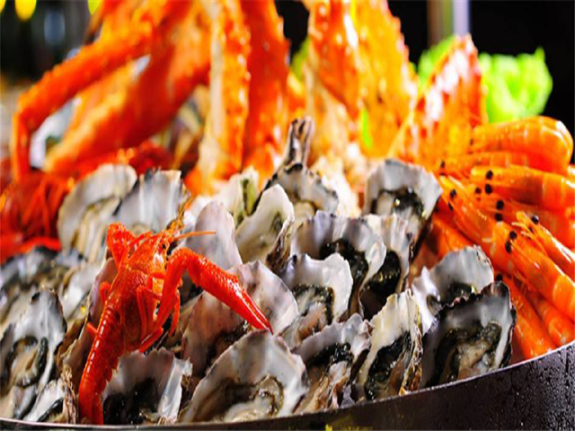 泰国-新加坡-马来西亚10日游>2晚海边泳池(五星)酒店,76层海鲜餐图片