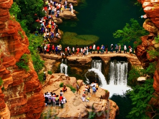 河南旅游團(tuán)報(bào)價(jià)_河南報(bào)團(tuán)旅游多少錢(qián)_河南幾月份適合旅游