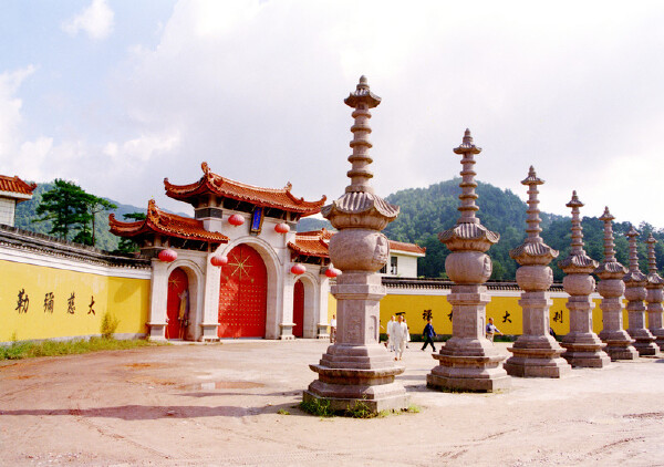 合拍婚纱照的地方_奉化适合拍婚纱照的外景_