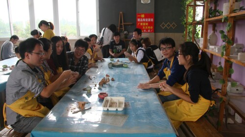  南昌万达海洋乐园景德镇婺源4日游></p></a>景德镇diy陶艺制作,婺源点朱砂开