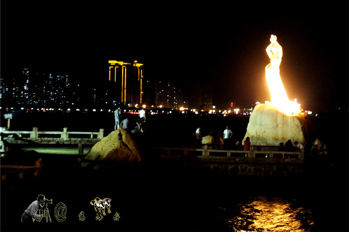 今夜星光灿烂,渔女光芒四射.是夜,从不愿睡去.珠海,来了就不愿离去.