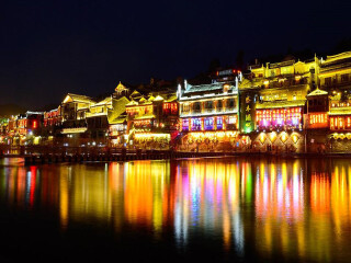 湖南張家界旅游跟團(tuán)需多少錢_湖南張家界高端品質(zhì)旅游團(tuán)_湖南張家界旅游組團(tuán)