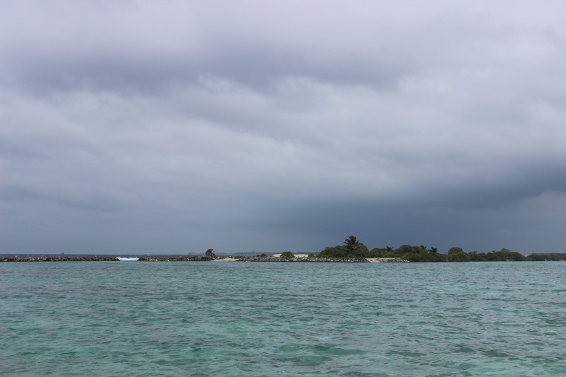 马尔代夫天堂岛蜜月行--雨季温柔的海景会把你
