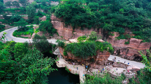 <云台山-万仙山-郭亮村-开封-黄河-包公祠卧去高返4日游