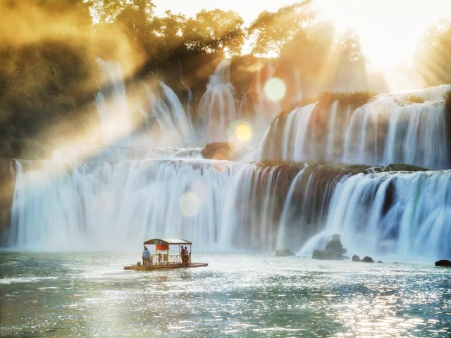 <德天大瀑布1日游