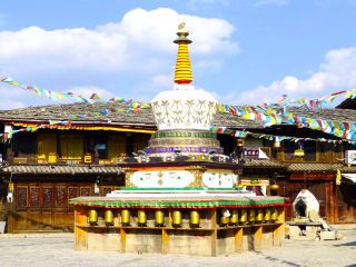 2021年云南香格里拉旅游團(tuán)報(bào)價(jià)_特價(jià)云南香格里拉游_云南香格里拉旅游多少錢一個(gè)人