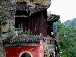 湖北旅游要帶多少錢_跟團湖北旅游價格表_湖北旅游最佳路線