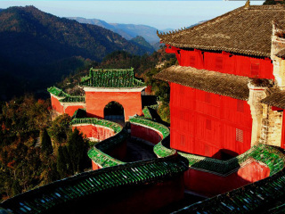 湖北旅游要帶多少錢_跟團湖北旅游價格表_湖北旅游最佳路線