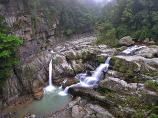  三清山-篁岭梯田-神仙谷-十里瑶湾3日游>踏青赏花揽胜