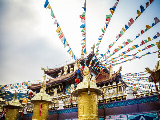 三亚旅游选择_十月份去三亚好吗_去三亚旅游的价钱