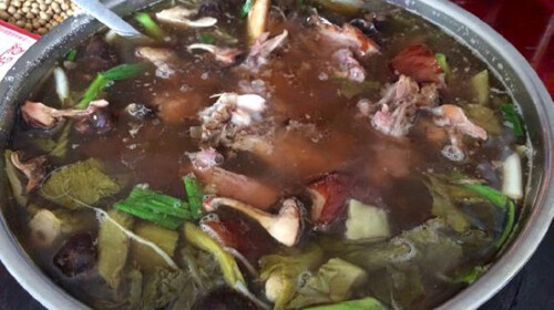 扎佐蹄膀火锅