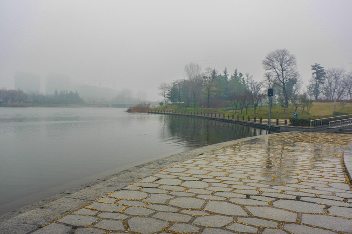 景区以古黄河为生态廊道,主要有"印象黄河","水景公园","雄壮河湾"三