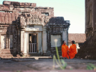 跟團(tuán)柬埔寨6日游多少錢_柬埔寨私人定制旅游_柬埔寨旅游大約多少錢