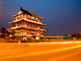 湖南張家界自由行還是跟團(tuán)好_跟團(tuán)湖南張家界游價(jià)格_廣州湖南張家界旅游團(tuán)