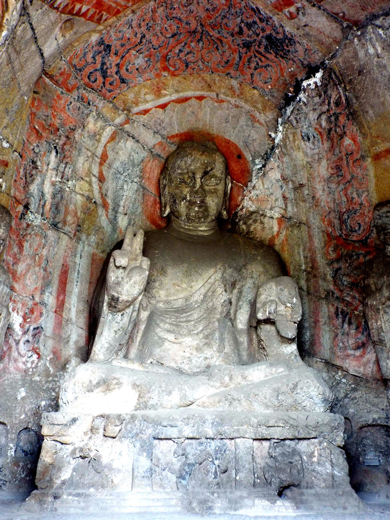 在龙门石窟追寻佛教东来的足迹