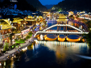 去湖南張家界旅游怎么走_(dá)湖南張家界報(bào)團(tuán)多少錢_湖南張家界自由行組團(tuán)