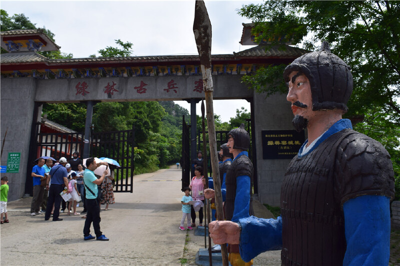 湖北京山绿林古兵寨游玩