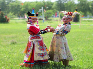 內(nèi)蒙古旅游多少錢_8月內(nèi)蒙古旅游_內(nèi)蒙古游花多少錢