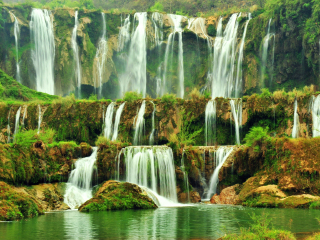 云南昆明旅游要多少錢跟團(tuán)_到云南昆明旅游多少錢_報(bào)團(tuán)去云南昆明多少錢