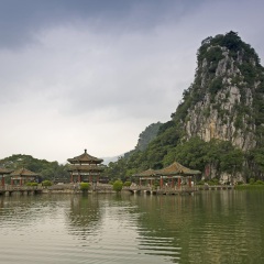 七星岩