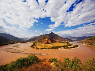 云南香格里拉報(bào)團(tuán)多少錢_云南香格里拉旅游要多少錢2021_到云南香格里拉旅游