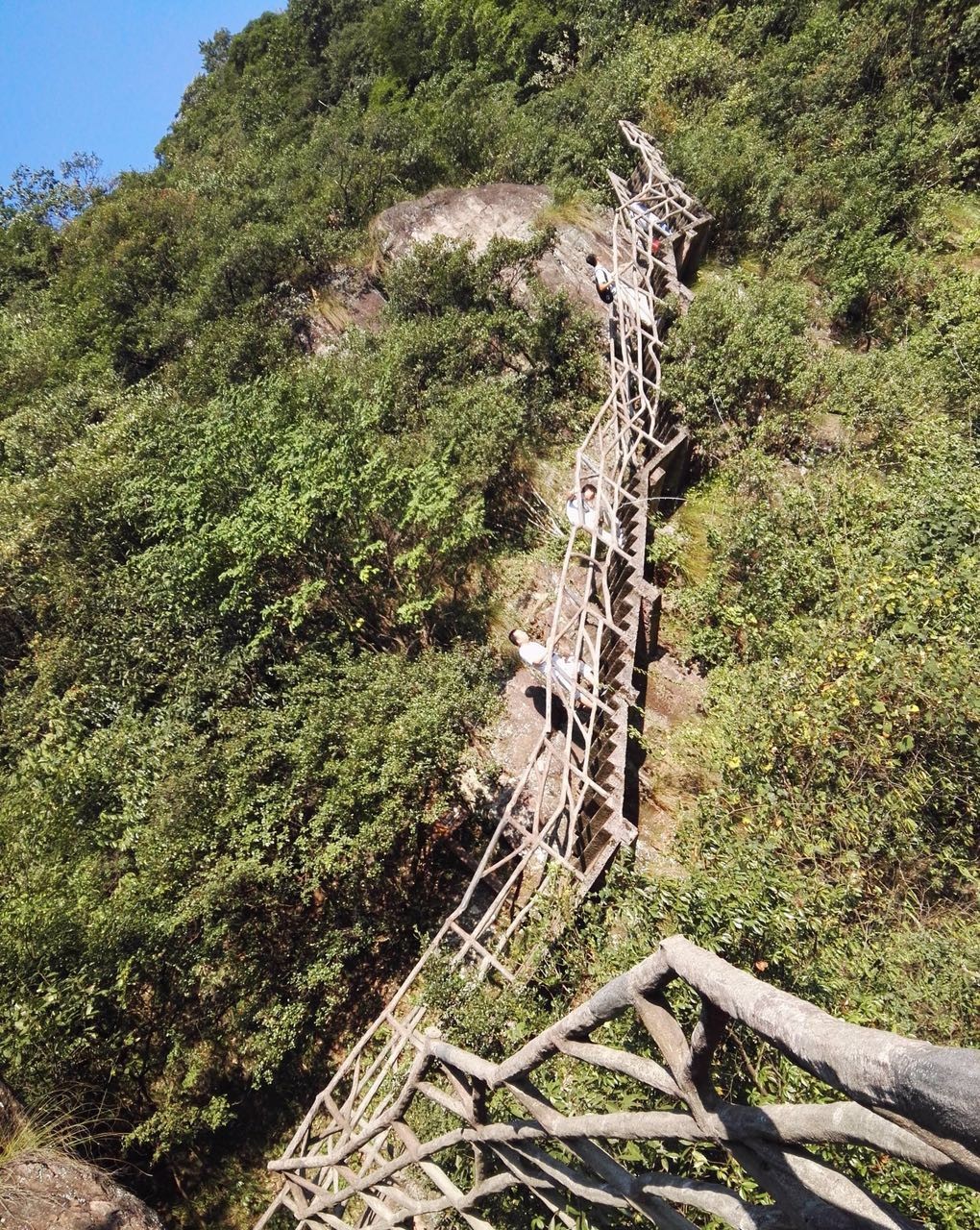 游走在衢州天脊龙门