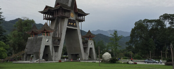 四川省内自驾游路线推荐_四川自驾游哪个景点
