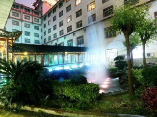 张家界旅游那里去_跟团张家界旅行_至张家界跟团旅游