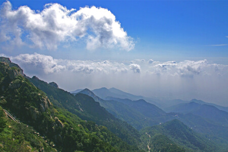 <山东济南-泰山-曲阜双高3日游>春节期间升级年夜饭，住宿升级，甄选山东5A景点，岱庙品茶，登泰山观中华泰山封禅大典，可升级宿山顶观日出
