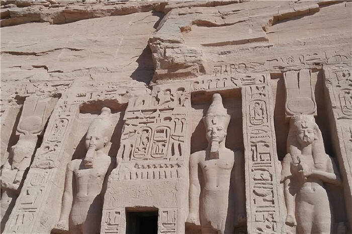 行走在史前文明的宝库中--埃及游记