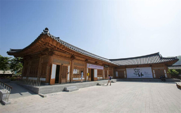 十二月国外旅游好去处_十二月去哪个国家旅游