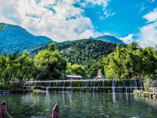 赴香格里拉旅游价格_香格里拉旅游线路_过年去香格里拉跟团
