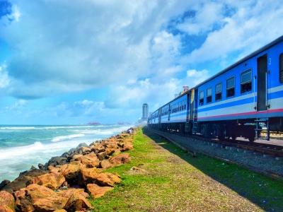 斯里兰卡海上小火车_尼泊尔大卡车_尼泊尔警车_肯尼亚火车- 楚楚之家