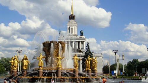 俄罗斯6晚8日游 沈阳包机直飞,含卧铺列车,冬宫