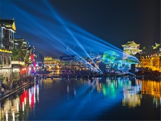 湖南張家界旅游跟團(tuán)需多少錢_湖南張家界高端品質(zhì)旅游團(tuán)_湖南張家界旅游組團(tuán)
