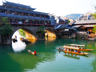 張家界玻璃棧道半自助游_張家界玻璃棧道旅行跟團(tuán)_去張家界玻璃棧道旅游怎么走