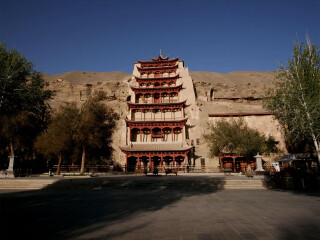 新疆旅游花費(fèi)一般多少_新疆旅游報(bào)團(tuán)價(jià)格_去新疆旅游要多少錢