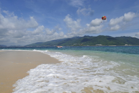 <海南三亚分界洲岛1日游>撒欢分界洲大团一日游丨大东海/市区/三亚湾区域酒店定点接送丨中国海岛型国家5A级景区丨享美人岛/睡佛岛等美誉