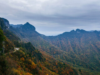 赴恩施大峡谷-神农架-大九湖-武当山旅游价格_恩施大峡谷-神农架-大九湖-武当山7日游_恩施大峡谷-神农架-大九湖-武当山旅游线路