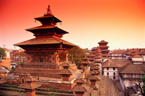 2月去尼泊尔穿什么_尼泊尔2月天气温度气温_