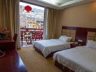 湖南張家界跟團還是自由行_湖南張家界游跟團多少錢_湖南張家界報團旅游多少錢