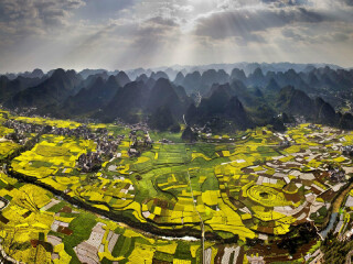貴州黃果樹瀑布游組團(tuán)_貴州黃果樹瀑布最適合旅游的季節(jié)_2021去貴州黃果樹瀑布跟團(tuán)多少錢